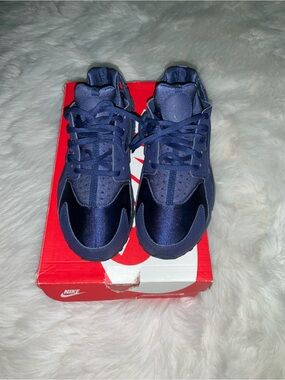 Nike Air Huarache Run Loyal Blue Sneakers
